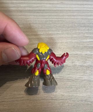 Gormiti Popolo delVulcano L'incandescente Fantasma