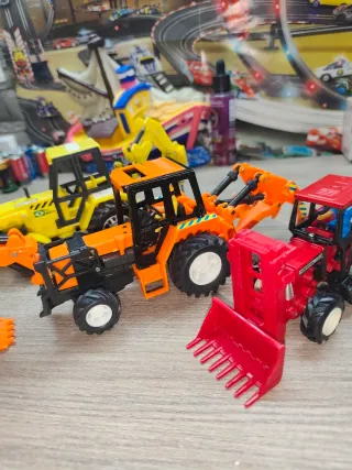 Lote 3 Tractores Escavadoras de Juguete