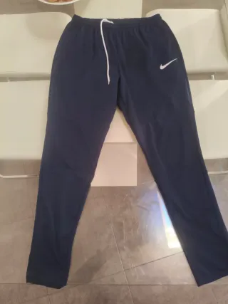 Chándal Nike Azul(con pequeño defecto en pantalón