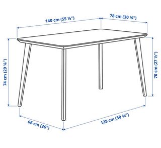 Mesa de comedor de madera