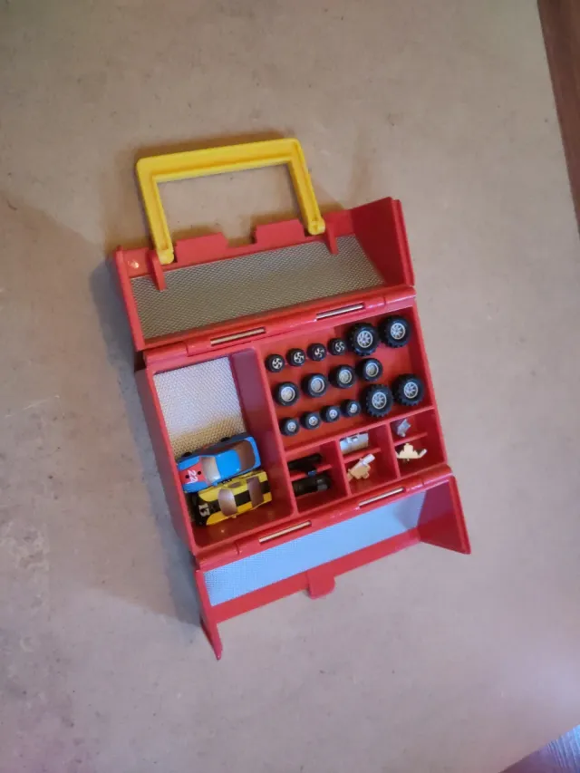 Maletín Micromachines con accesorios