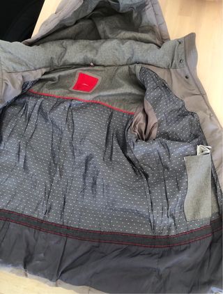 Chaqueta de Plumas S. Oliver con capucha gris