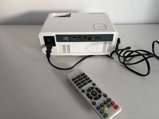 Mini proyector DBPOWER blanco