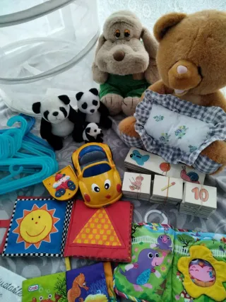 Lote Juguetes Infantiles: Peluches, Juegos, Percha