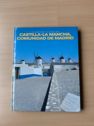 Colección de libros Nuestros Pueblos.