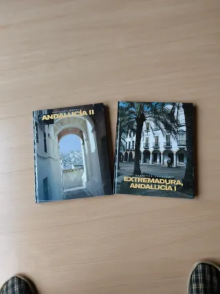 Colección de libros Nuestros Pueblos.