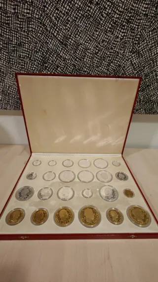 FNMT Historia de la Peseta 24 Monedas Plata
