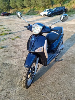 Piaggio Liberty 50cc Ciclomotor Carnet Coche