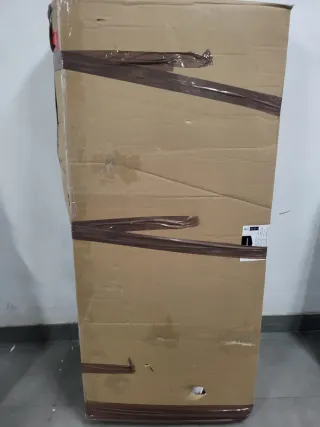 Scrivania da 140 cm regolabile in altezza