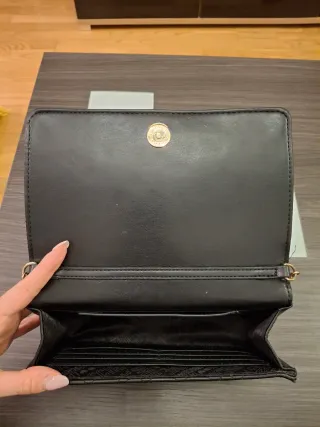 Bolso Moschino Negro y Dorado