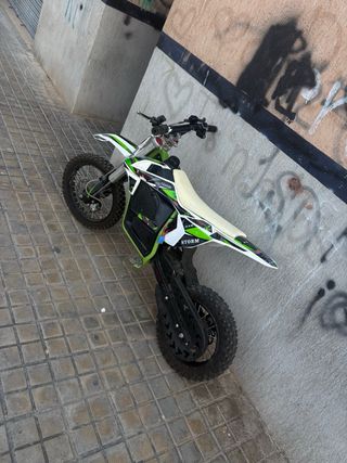 Moto Eléctrica Storm 1000W