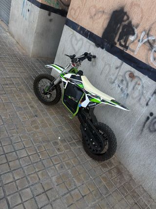 Moto Eléctrica Storm 1000W
