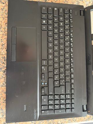 Lotto ASUS PU551L + F556U Schede Madri OK