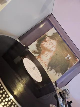 Sophie Ellis-Bextor - Murder On The Dancefloor