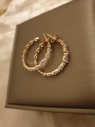 Pendientes Aro Bañados en Oro con Cristales