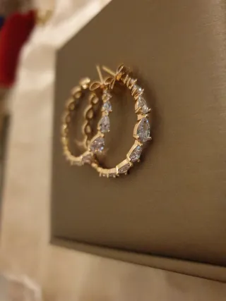 Pendientes Aro Bañados en Oro con Cristales