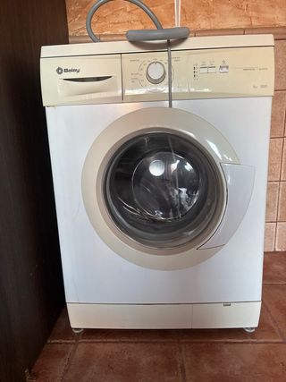 Lavadora Balay Electronic 6kg 1000 rpm