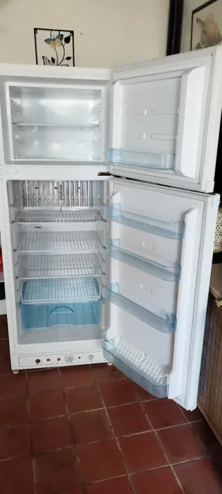 Nevera de gas propano