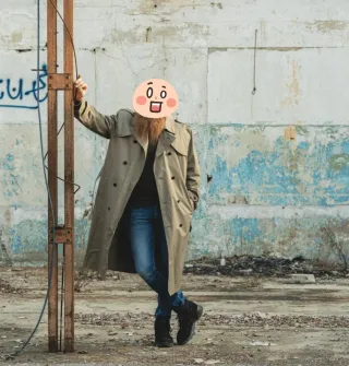 Gabardina tipo militar totalmente nueva