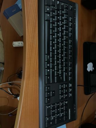 Schermo, Tastiera, Mouse e Altoparlanti