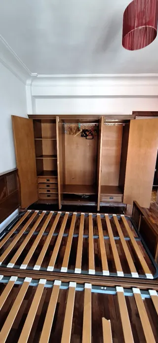 Armario antiguo 4 puertas madera