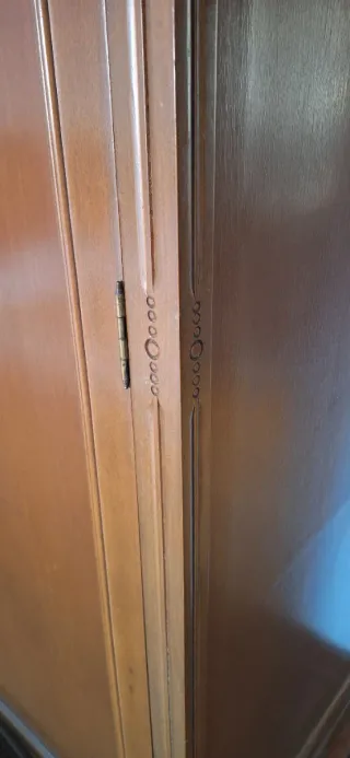 Armario antiguo 4 puertas madera