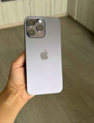 iPhone 14 Pro Max Morado