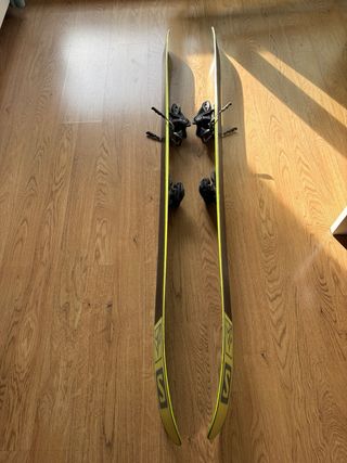 Esquís Salomon QST 92