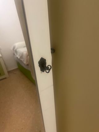 Espejo joyero blanco y cerradura 38x9x122