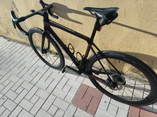 Megamo Raise Ultegra Di2