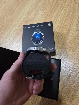 Huawei Watch GT 3 Pro Smartwatch Light titanium