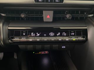 Toyota C-HR Advance 1.8 140He-CVT HEV EL TOP!!!!!