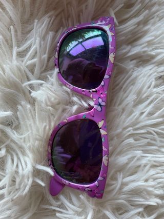 Gafas de sol niña mariposas moradas sin marca