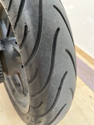 Honda CBR 125 R 2014 - 19.500 Km - de serie.