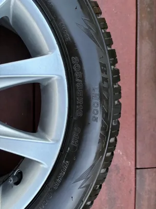 4 Ruedas Invierno Bridgestone 205/55 R16