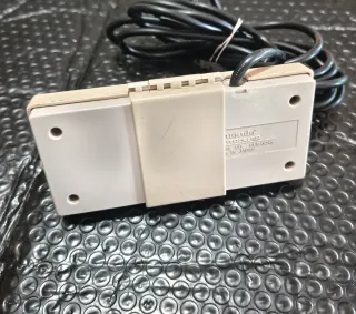 Adaptador original para mando NES.