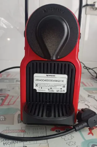 Cafetera de cápsulas Krups Roja