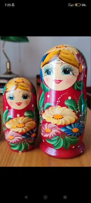Matrioska russa originale dipinta a mano