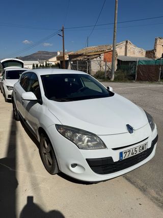 Renault Megane dynamique!!