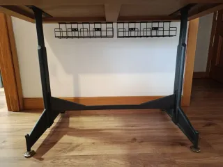 Mesa Escritorio Madera y Patas Metal