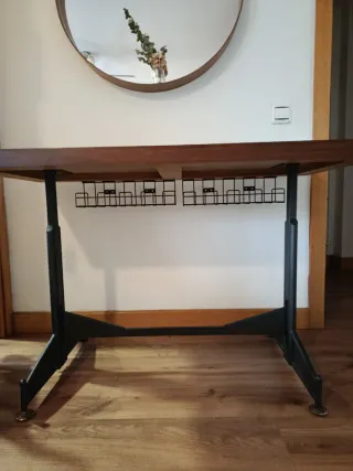 Mesa Escritorio Madera y Patas Metal