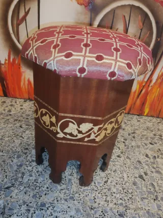 4 Bancos artesano madera incrustada