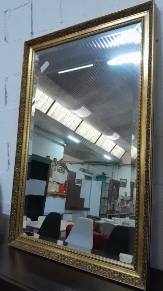 Espejo Marco Dorado