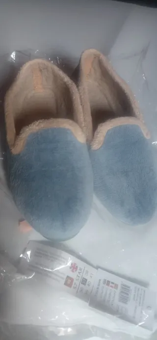 Zapatillas de estar en casa. N° 36. Usadas 1 vez