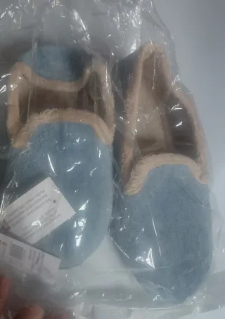 Zapatillas de estar en casa. N° 36. Usadas 1 vez