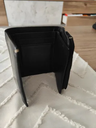 Cartera de piel negra Alexandra Llorens