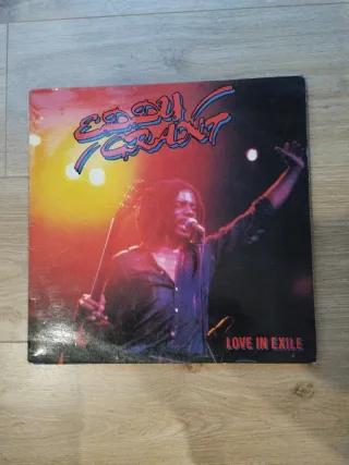 Vinilos Gibson Brothers y Eddy Grant