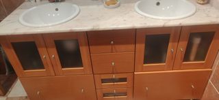 Mueble de baño con lavabo