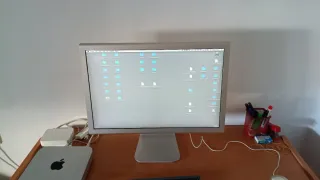 Apple Cinema Display 20 Monitor Plata