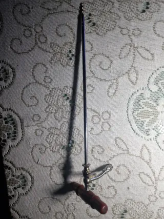 Sacacorchos y degollador para vino espumoso y vino